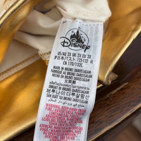 NWT Disney’s Aladdin White and Gold Starry Sports Bra/Top 2XL - Picture 6 of 6